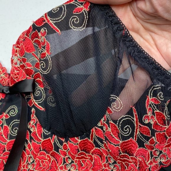 Linda Lingerie BLK/RED Nightgown, L. *P1028 - Picture 2 of 6